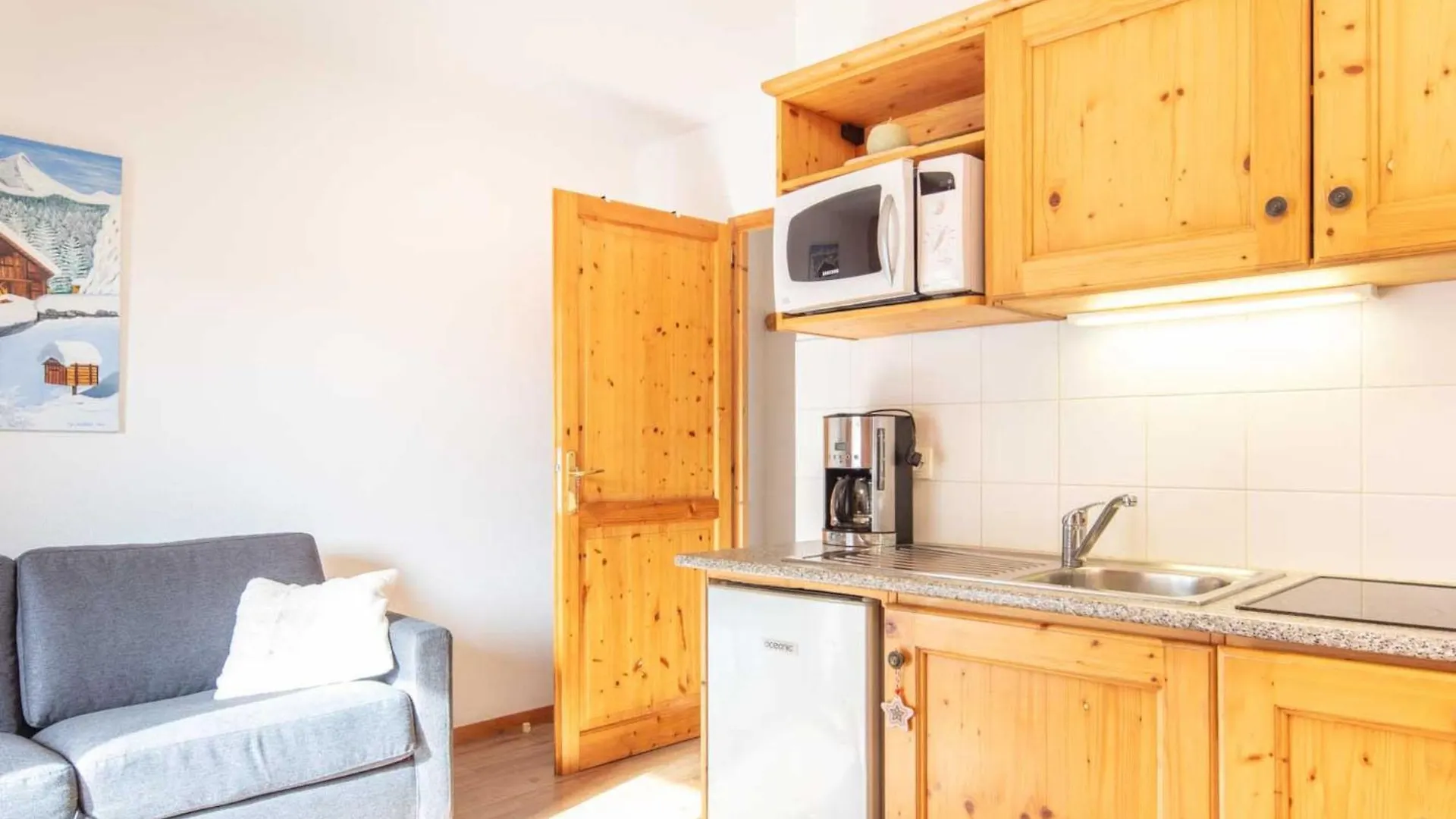 Apartment Les Fermes De Saint Sorlin - Kalmia K By Interhome  Saint-Sorlin-d'Arves